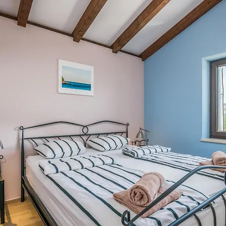 4 Bedroom Cozy In *